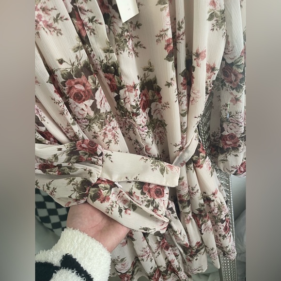 VICI Floral Dress - New with tags L - Picture 4 of 4